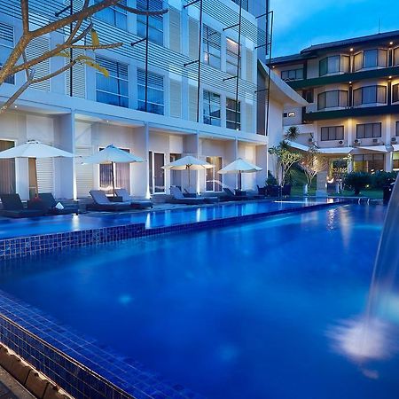 Grand Kecubung Hotel Pangkalanbuun Extérieur photo