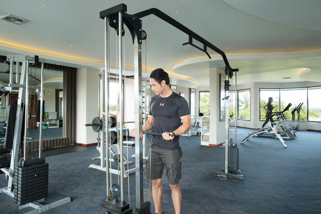 Grand Kecubung Hotel Pangkalanbuun Extérieur photo
